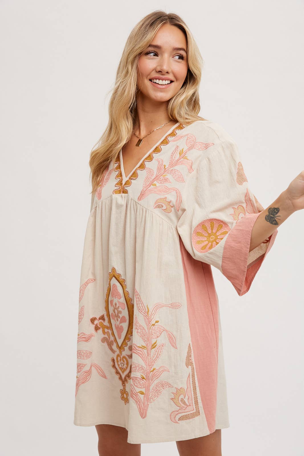 BOHO EMBROIDERED BABYDOLL DRESS: Pink