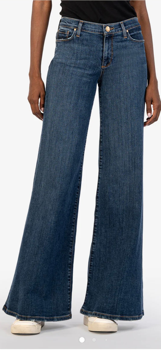 Kut from the Kloth Margo mid rise wide leg denim jeans